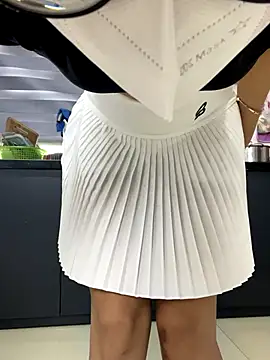 Shyn   online show from 10-23-25, 04:56