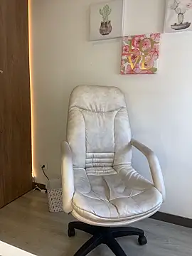 Snapshot of Kate_se chatting on 02-13-26, 04:03 Kate se online show from 02-13-26, 04:03