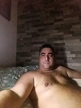 ADRIAN ADI40 online show from 12-20-25, 02:57