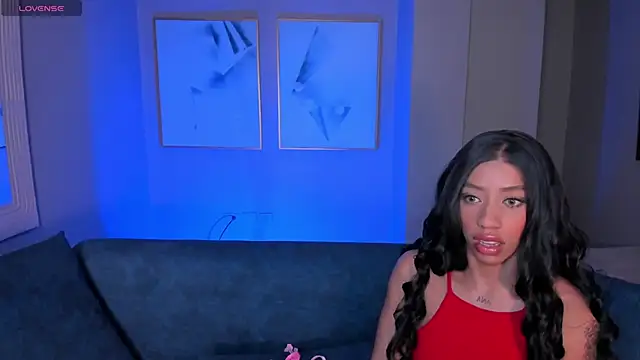 LindseyCox online show from 01-13-25, 01:34