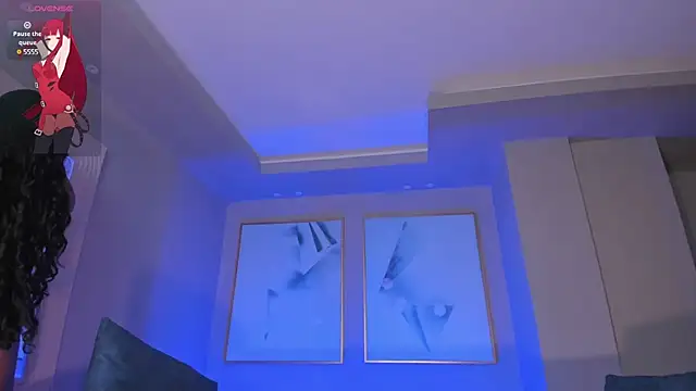 LindseyCox online show from 01-13-25, 04:39