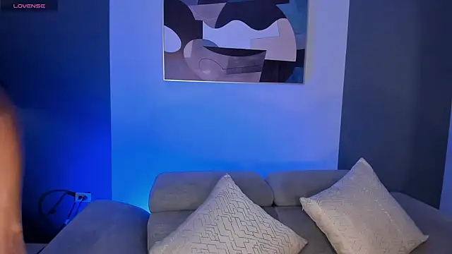 LindseyCox online show from 03-14-25, 04:54