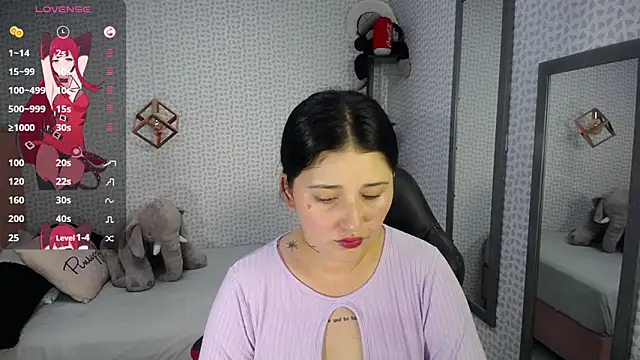 BIANCAROY1 online show from 02-25-25, 06:42