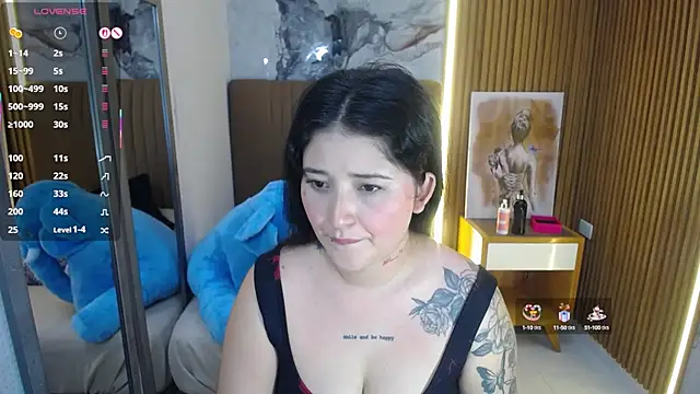 BIANCAROY1 online show from 10-15-25, 06:41