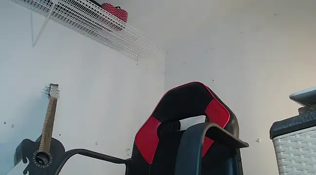 Snapshot of dann_hill chatting on 03-12-25, 12:53 dann hill online show from 03-12-25, 12:53