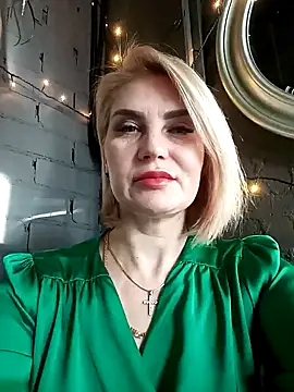 JennyOMay online show from 12-14-24, 05:18