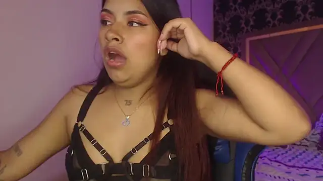 Snapshot of ChantalPetit chatting on 10-09-25, 07:45 ChantalPetit online show from 10-09-25, 07:45