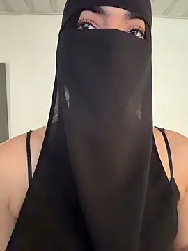 Snapshot of radiagazali chatting on 02-20-26, 05:35 radiagazali online show from 02-20-26, 05:35