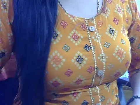 Snapshot of Your_wild_Dia chatting on 02-02-25, 09:19 Your wild Dia online show from 02-02-25, 09:19