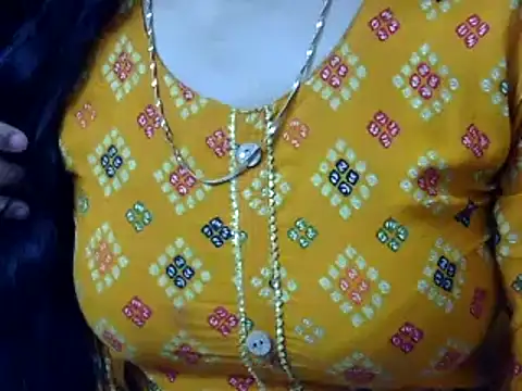 Snapshot of Your_wild_Dia chatting on 02-20-25, 04:39 Your wild Dia online show from 02-20-25, 04:39