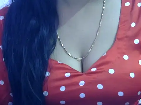 Snapshot of Your_wild_Dia chatting on 02-20-25, 06:35 Your wild Dia online show from 02-20-25, 06:35