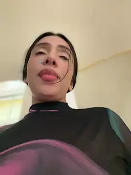 Snapshot of kiaraglam2 chatting on 12-29-24, 03:13 kiaraglam2 online show from 12-29-24, 03:13