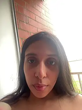 Snapshot of kiaraglam2 chatting on 03-16-25, 08:54 kiaraglam2 online show from 03-16-25, 08:54