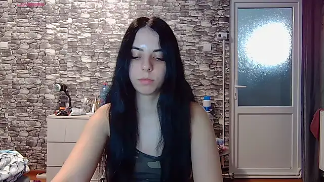 Snapshot of _Mari____ chatting on 02-11-26, 07:35 Mari online show from 02-11-26, 07:35