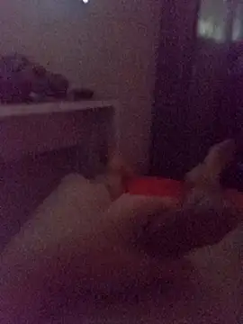 Kira-san online show from 04-25-26, 07:00