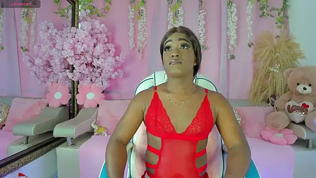 Snapshot of SammyGirlTS chatting on 10-22-25, 07:46 SammyGirlTS online show from 10-22-25, 07:46