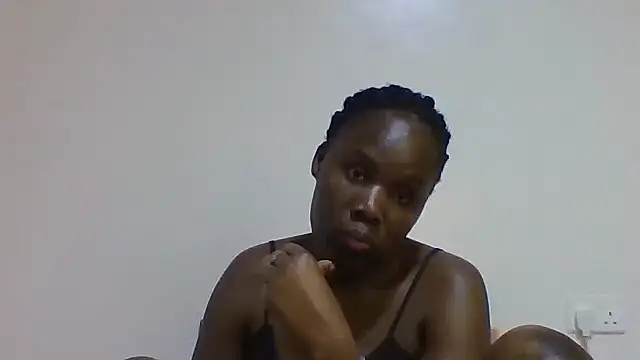 sweetelle09 online show from 09-30-25, 06:02