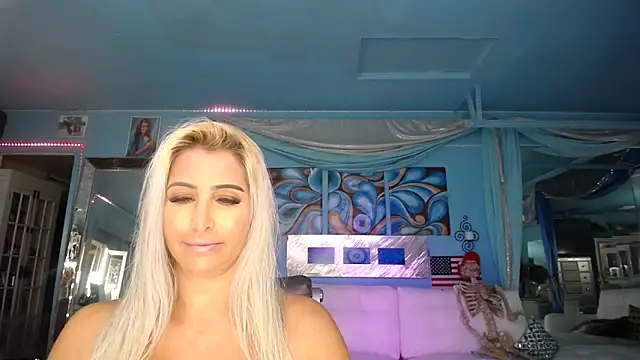 ADRIANNA FOX online show from 01-29-25, 03:01
