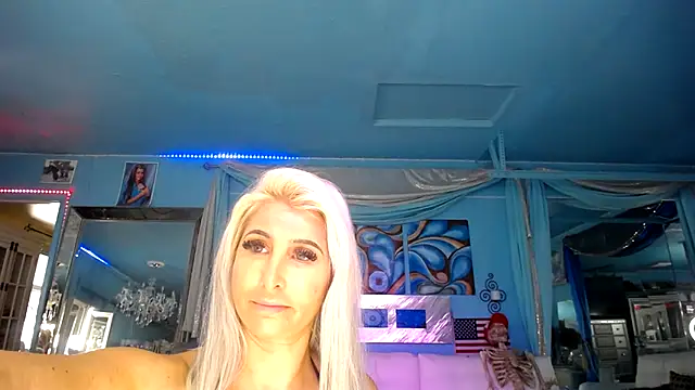 ADRIANNA FOX online show from 02-17-25, 04:26