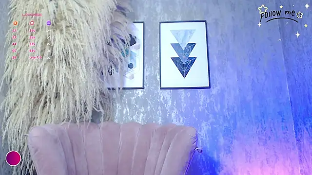 Snapshot of adara_le chatting on 02-16-25, 12:08 adara le online show from 02-16-25, 12:08