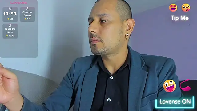 jhonyalzate2 online show from 12-07-24, 01:58