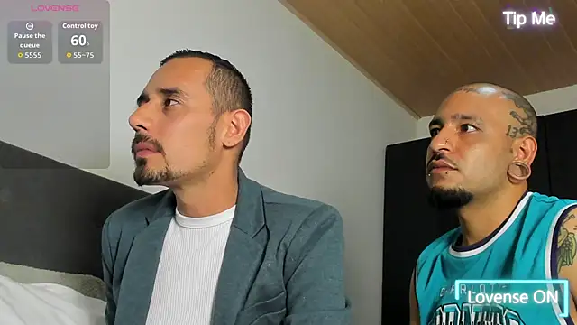 jhonyalzate2 online show from 05-10-26, 03:12