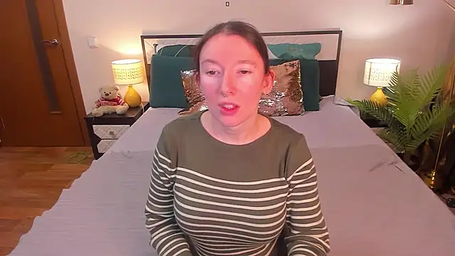 Snapshot of CatherineWalls chatting on 03-10-26, 02:05 CatherineWalls online show from 03-10-26, 02:05