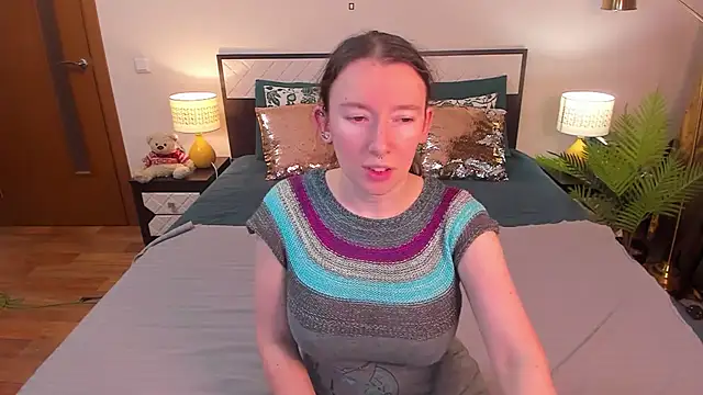 Snapshot of CatherineWalls chatting on 04-06-26, 04:57 CatherineWalls online show from 04-06-26, 04:57
