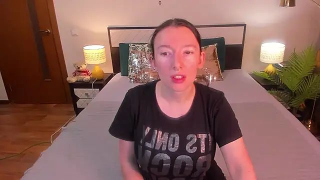CatherineWalls online show from 07-04-26, 02:51