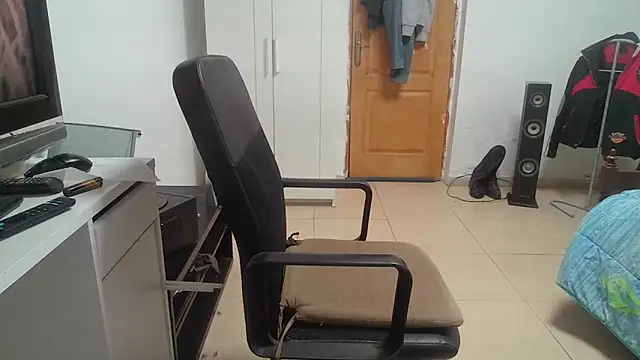 0oscar xxx online show from 02-03-26, 02:33