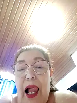 Vicky Rosse online show from 02-07-25, 04:35