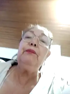 Vicky Rosse online show from 02-08-25, 07:38