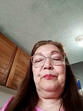 Vicky Rosse online show from 09-20-25, 05:47