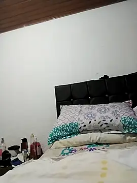 Vicky Rosse online show from 10-09-25, 08:07