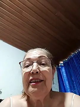 Vicky Rosse online show from 10-17-25, 06:21