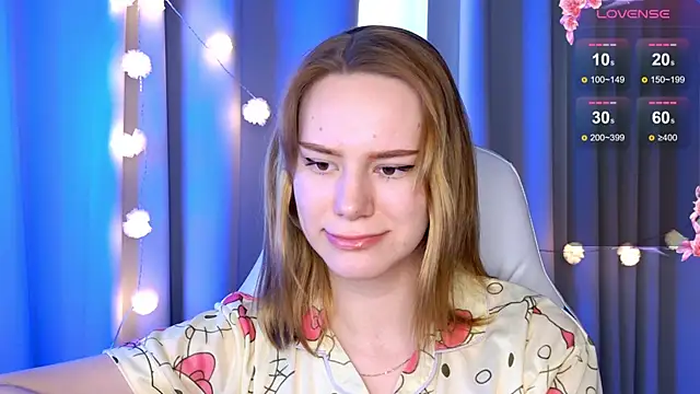 Ramona    online show from 02-11-25, 09:42