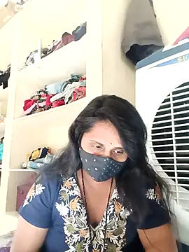 Snapshot of Indiantina chatting on 11-10-25, 09:41 Indiantina online show from 11-10-25, 09:41