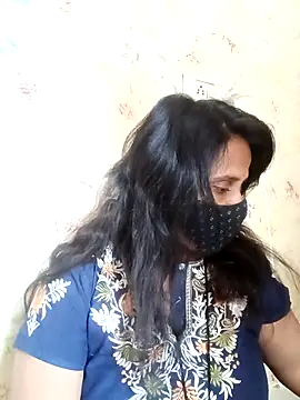 Snapshot of Indiantina chatting on 11-14-25, 08:24 Indiantina online show from 11-14-25, 08:24