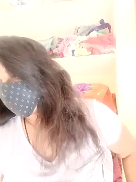 Snapshot of Indiantina chatting on 11-23-25, 09:53 Indiantina online show from 11-23-25, 09:53