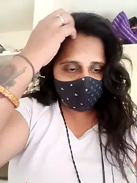 Snapshot of Indiantina chatting on 11-29-25, 09:23 Indiantina online show from 11-29-25, 09:23