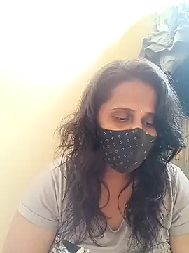 Snapshot of Indiantina chatting on 12-22-25, 10:23 Indiantina online show from 12-22-25, 10:23