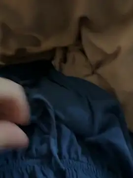 Snapshot of j1991j chatting on 09-21-25, 09:16 j1991j online show from 09-21-25, 09:16