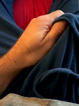 Snapshot of j1991j chatting on 09-24-25, 06:11 j1991j online show from 09-24-25, 06:11