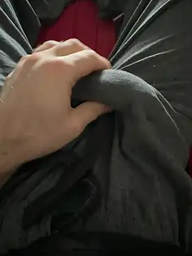 Snapshot of j1991j chatting on 03-22-26, 08:07 j1991j online show from 03-22-26, 08:07