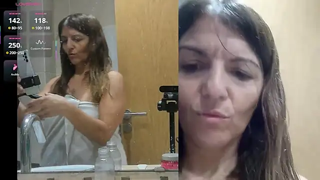 Carolain3 9 online show from 11-21-25, 03:44