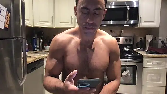 BigGuyMuscle online show from 02-04-25, 10:45