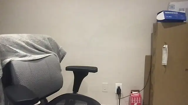 BigGuyMuscle online show from 02-08-25, 07:37