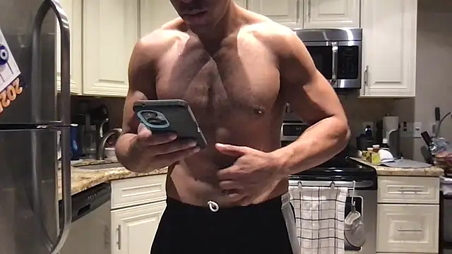 BigGuyMuscle online show from 02-11-25, 11:22