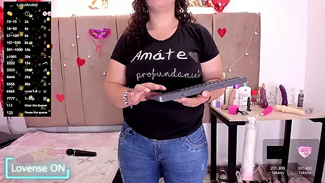 Snapshot of Zaly_mature chatting on 10-07-25, 12:30 Zaly mature online show from 10-07-25, 12:30