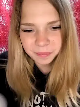 Zuli Kiska online show from 10-10-25, 06:23